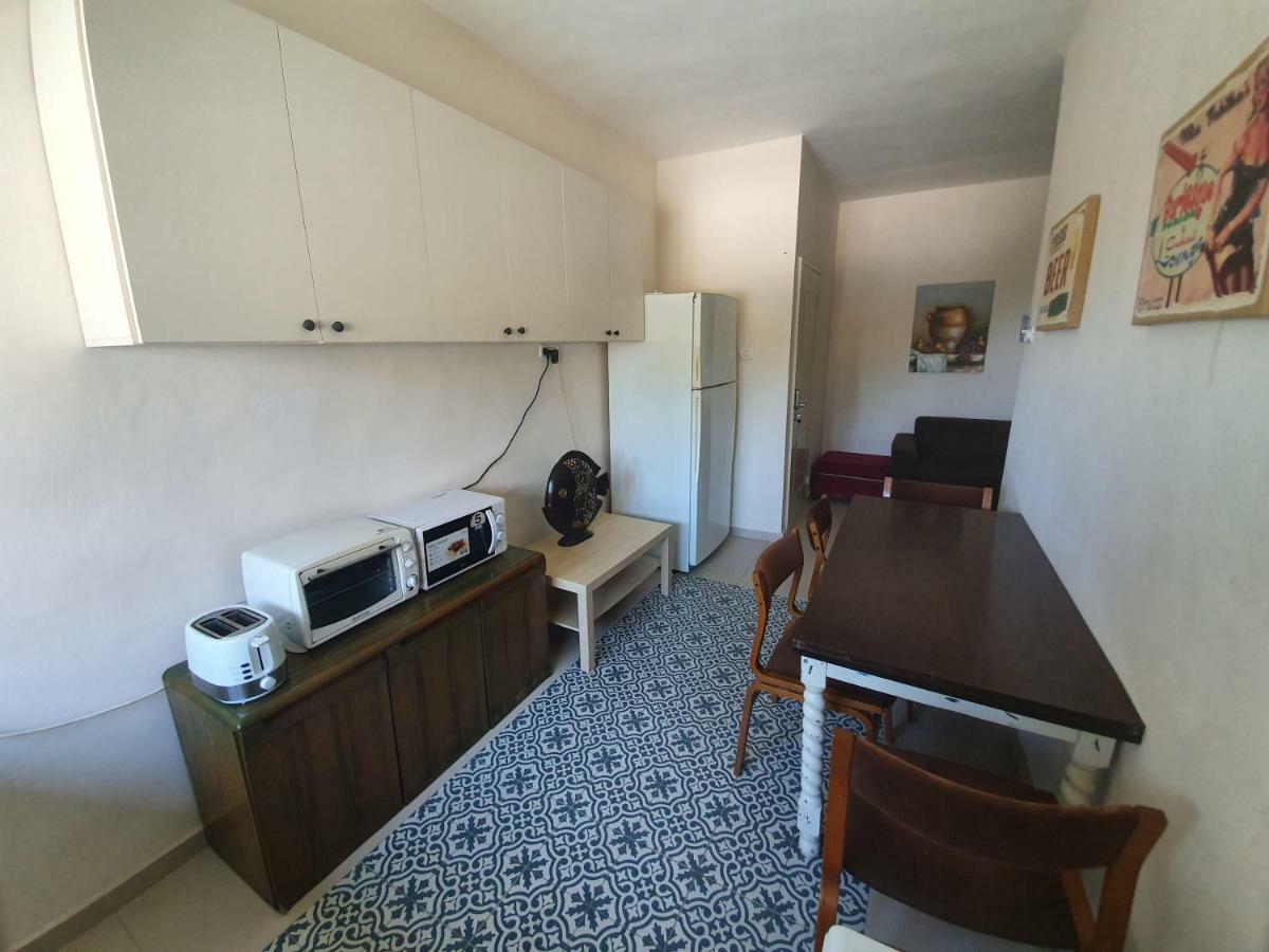 3 Stairs Only To Cozy Flat On Hillel St Apartment Haifa Exterior photo